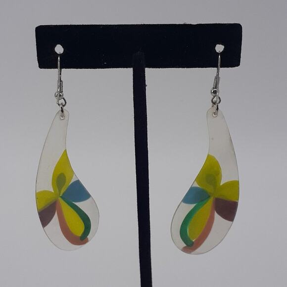 Earrings Made of Seashells Hand Painted Dangling tear Yellow Blue Orange - Picture 5 of 7
